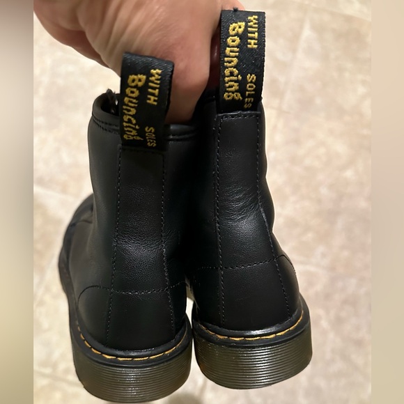 Dr. Martens - Picture 5 of 8